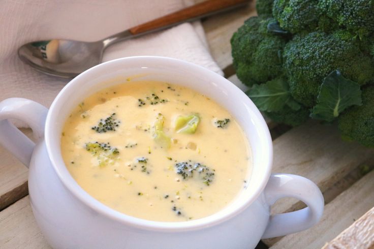 20 Minute Broccoli Cheese Soup: A Creamy, Comforting Recipe for Busy Nights