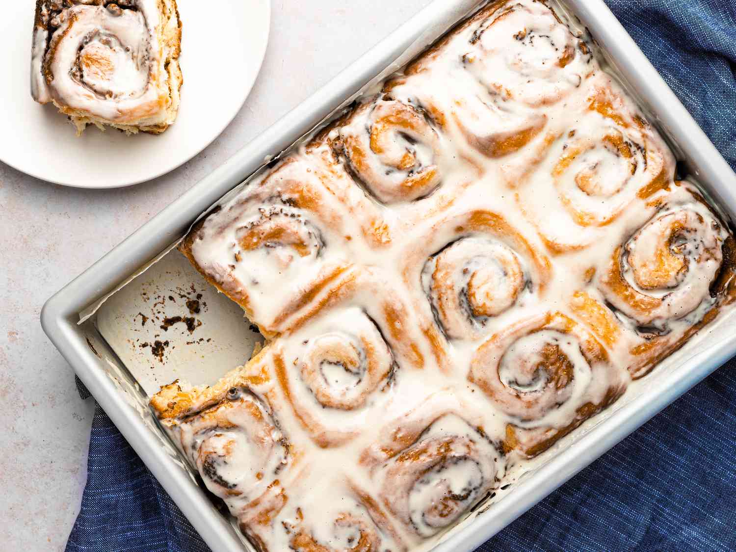 Homemade Overnight Cinnamon Rolls: A Sweet Start to Any Morning