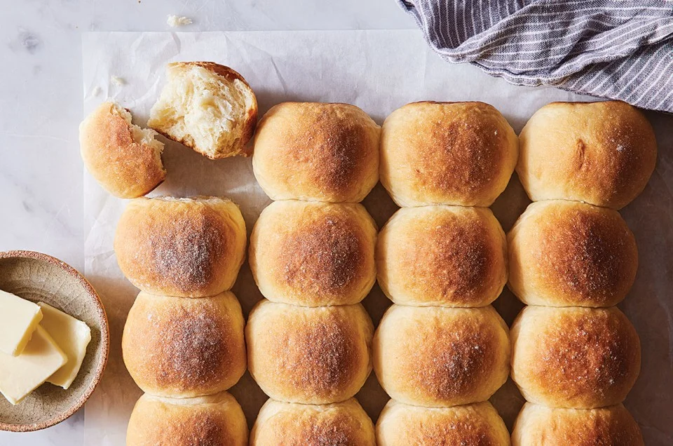 Soft Dinner Rolls Recipe: Your Guide to Fluffy, Buttery Perfection